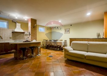 Sala da pranzo - Villa strada statale
 
3/q, Borgone Susa - foto 49