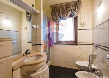 Bagno - Villa strada statale
 
3/q, Borgone Susa - foto 65