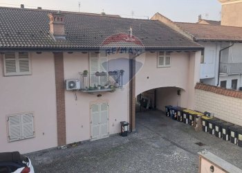 Casa all\'aperto - Villa a Schiera via Battisti
 
31, Montanaro - foto 4