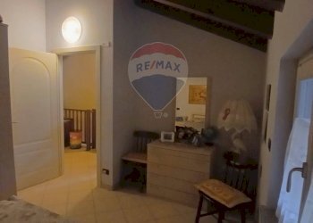 Camera / camera da letto - Villa a Schiera via Battisti
 
31, Montanaro - foto 20