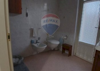 Bagno - Villa a Schiera via Battisti
 
31, Montanaro - foto 33