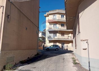 Edificio all\'aperto - Trilocale via Cupoletti
 
6/A, Ragusa - foto 9