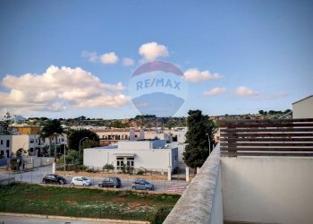Edificio all\'aperto - Quadrilocale VIA ENRICO FERMI
 
43, San Vito Lo Capo - foto 10
