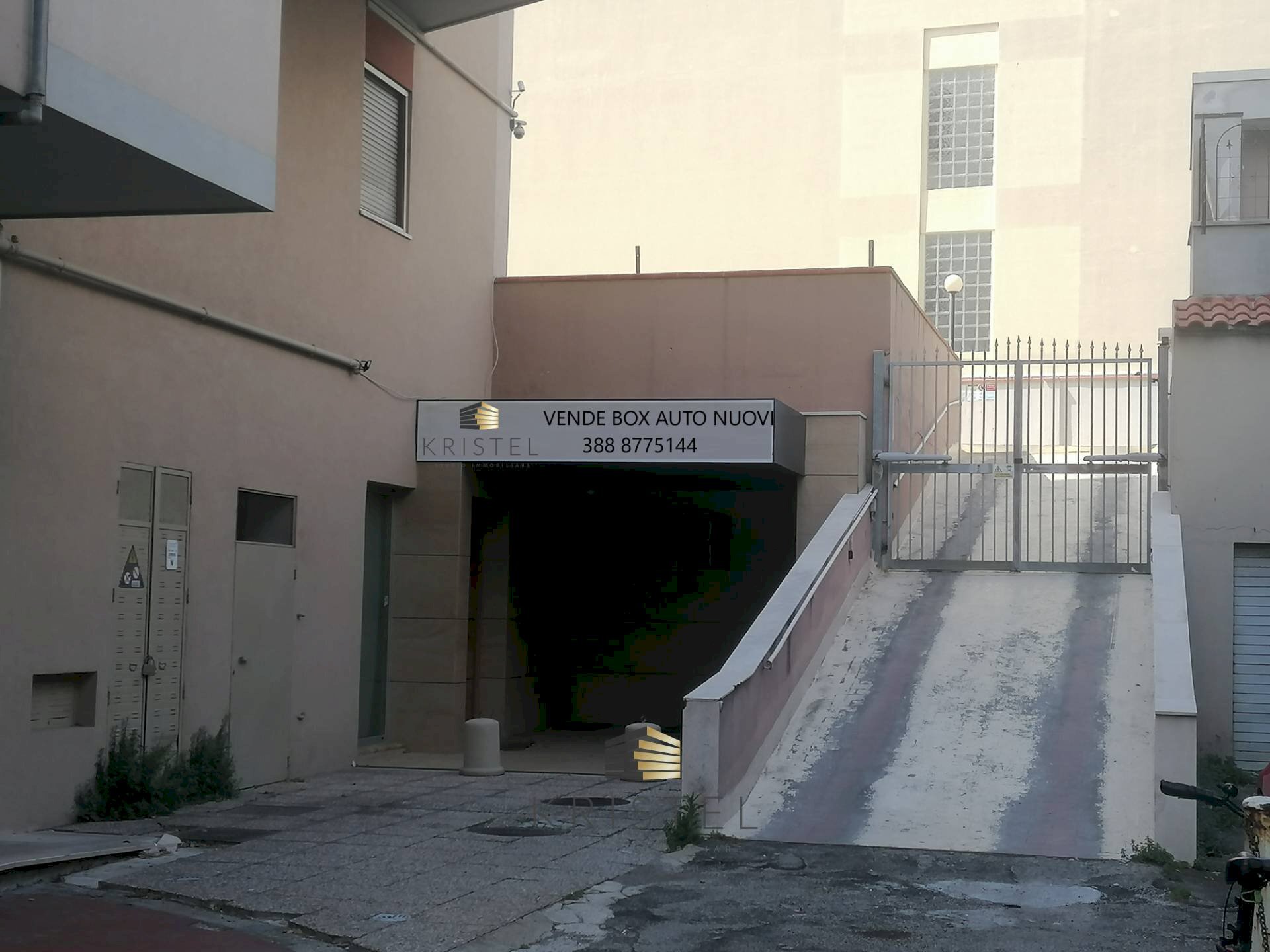 Foto 2 - Box VIA GUGLIELMO MARCONI
 
120, Pescara - foto 2