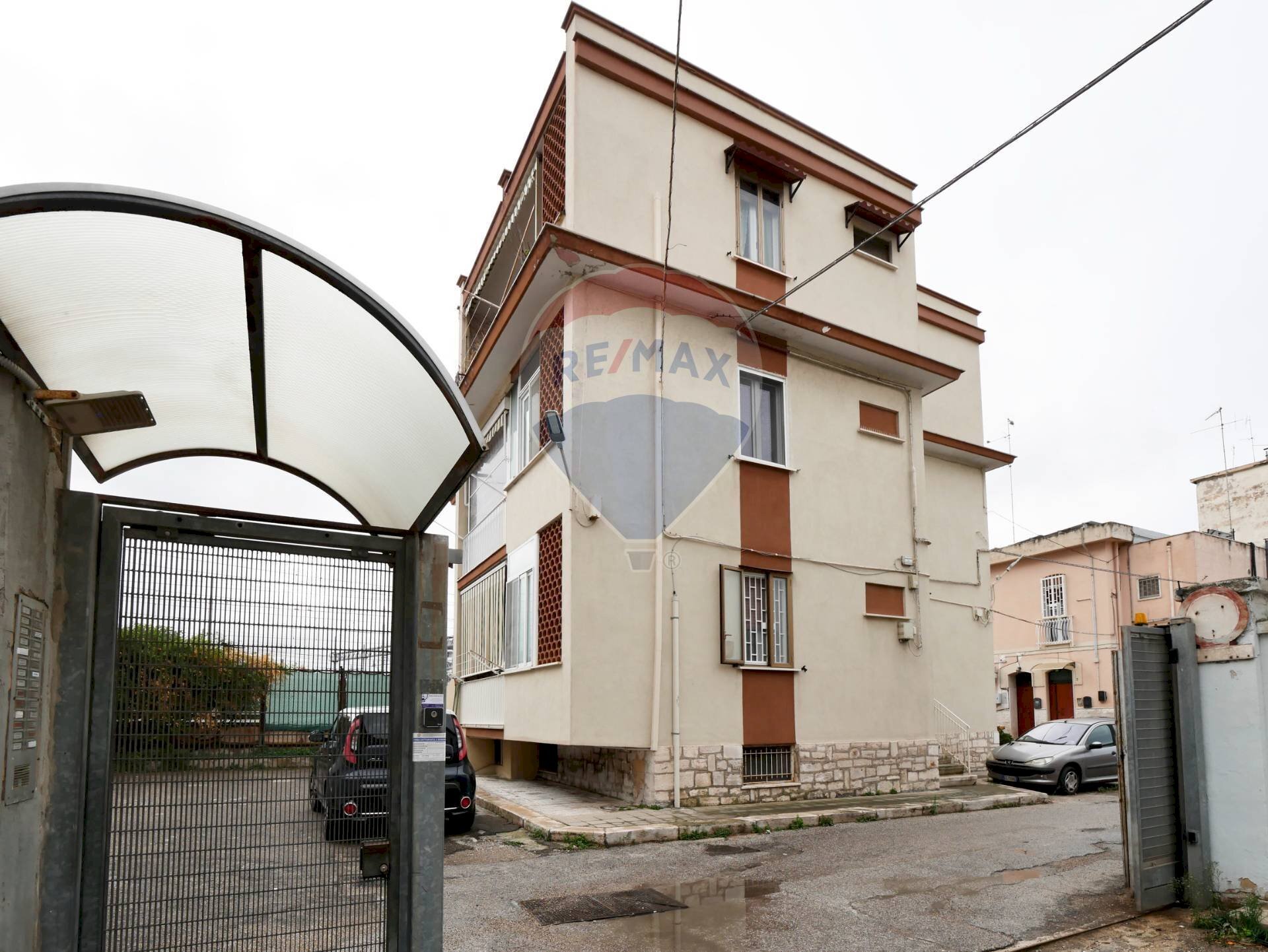 Edificio all\'aperto - Trilocale Strada Scannicchio
 
2, Bari - foto 1