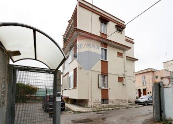 Edificio all\'aperto - Trilocale Strada Scannicchio
 
2, Bari - foto 1