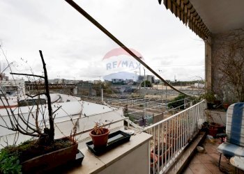 Balcone - Trilocale Strada Scannicchio
 
2, Bari - foto 4