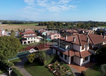 Foto 1 - Casa semi indipendente VIALE RISORGIMENTO
 
107, Volta Mantovana - foto 1