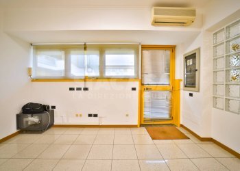 Foto 9 - Office Via Italia
 
197, Busnago - photo 9