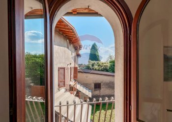 Balcone - Trilocale via San Martino
 
8, Padenghe sul Garda - foto 18