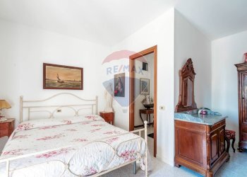 Camera / camera da letto - Trilocale via San Martino
 
8, Padenghe sul Garda - foto 23