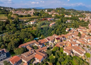Vista delle montagne - Trilocale via San Martino
 
8, Padenghe sul Garda - foto 31