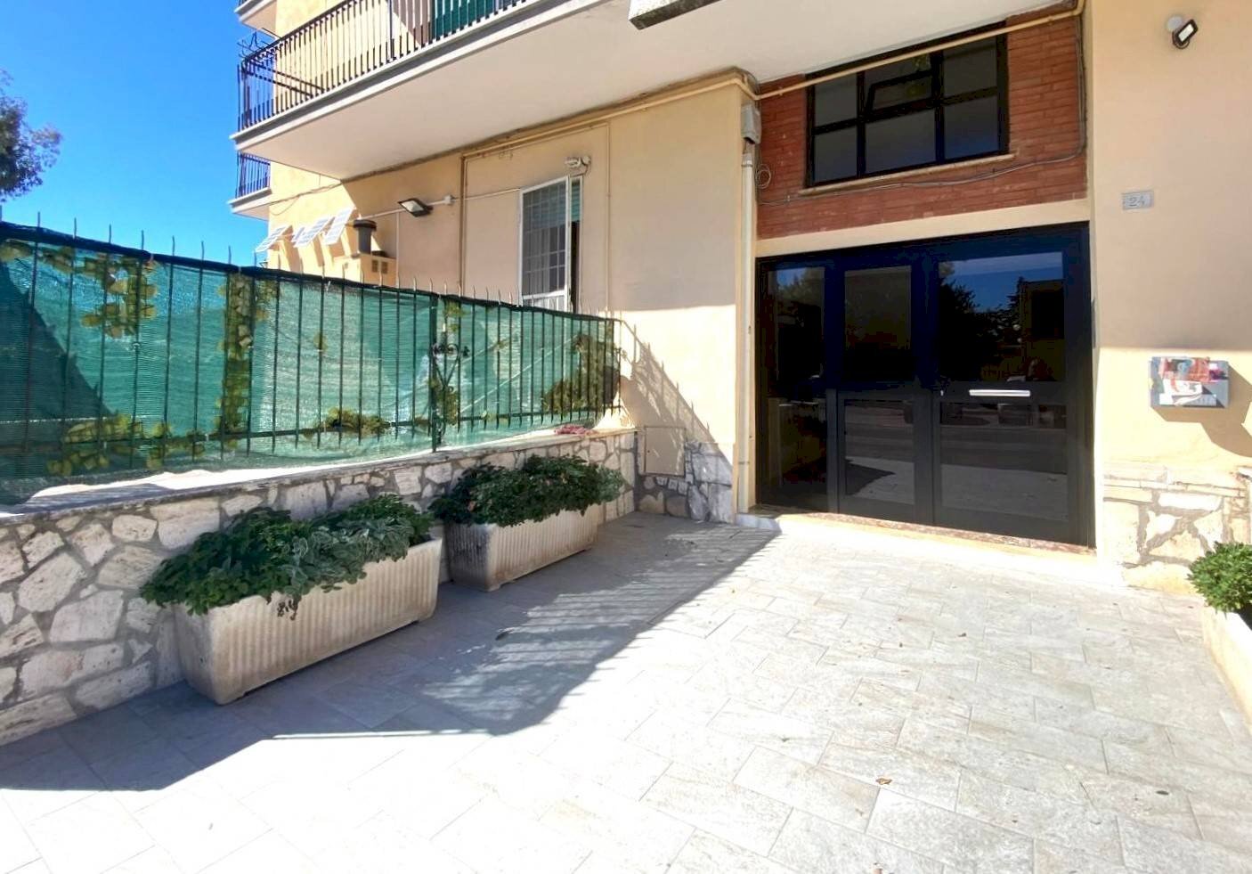 Foto 1 - Quadrilocale Via delle Palme
 
24, Aprilia - foto 1