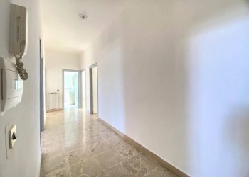 Foto 4 - Quadrilocale Via delle Palme
 
24, Aprilia - foto 4