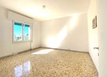 Foto 15 - Quadrilocale Via delle Palme
 
24, Aprilia - foto 15