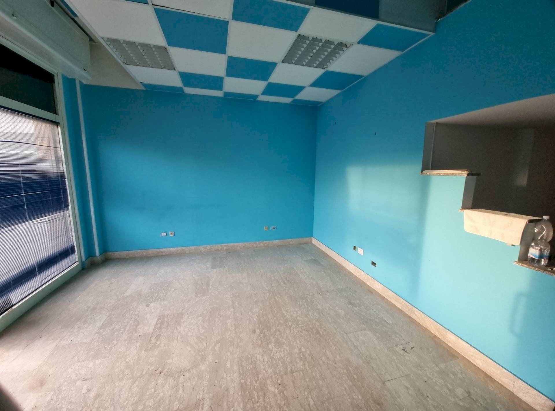 Stanza vuota - Locale Commerciale Lungomare degli Ardeatini, Ardea - foto 3