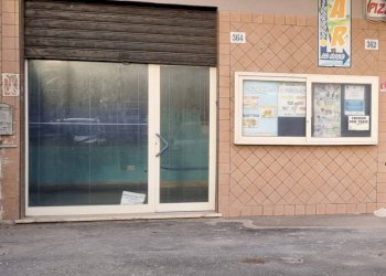 Edificio all\'aperto - Locale Commerciale Lungomare degli Ardeatini, Ardea - foto 1