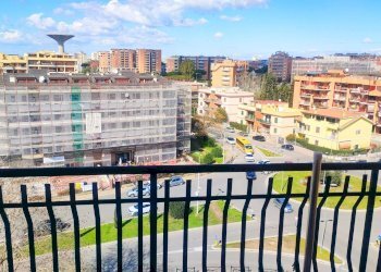 Balcone - Attico Via Fratelli Bandiera, Pomezia - foto 2