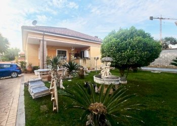 Casa all\'aperto - Casa indipendente Mar Nero, Pomezia - foto 6