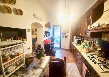 Cucina - Casa indipendente Mar Nero, Pomezia - foto 13