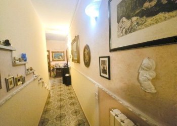 Hall / corridoio - Casa indipendente Mar Nero, Pomezia - foto 25