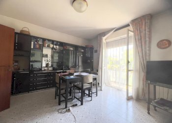 Cucina - Trilocale Via Dante Alighieri, Pomezia - foto 2