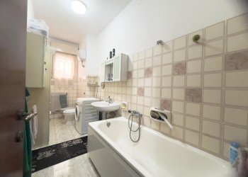 Bagno - Trilocale Via Dante Alighieri, Pomezia - foto 19