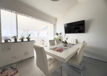 Sala da pranzo - Villa a Schiera Via Teseo, Ardea - foto 2