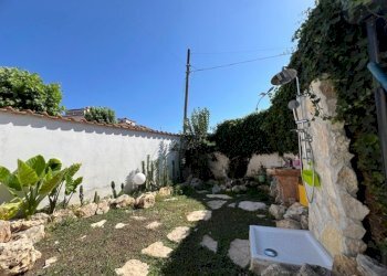 Giardino - Villa a Schiera Via Teseo, Ardea - foto 17