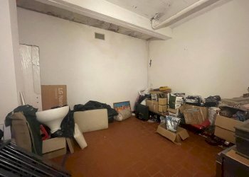 Camera / camera da letto - Box rumenia, Pomezia - photo 4