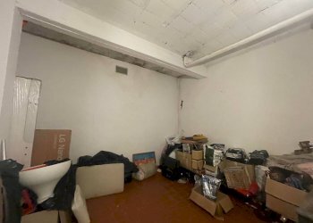 Camera / camera da letto - Box rumenia, Pomezia - photo 6