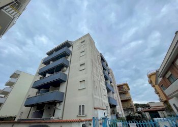 Edificio all\'aperto - Bilocale via Corallo, Nettuno - foto 3