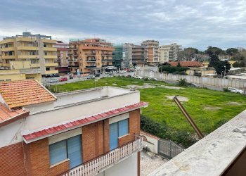 Edificio all\'aperto - Bilocale via Corallo, Nettuno - foto 2