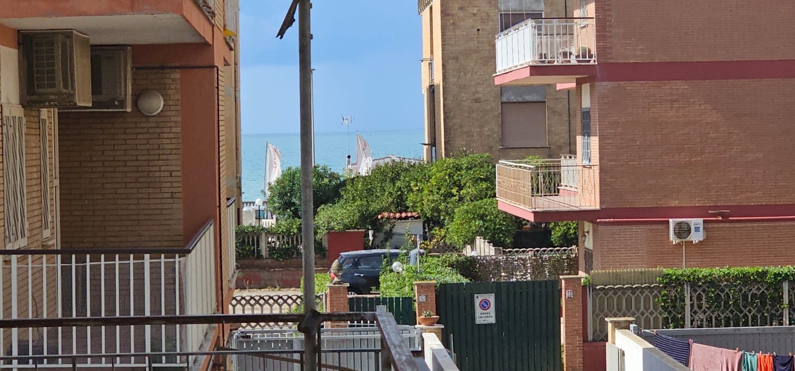 Edificio all\'aperto - Trilocale Polonia, Pomezia - foto 1