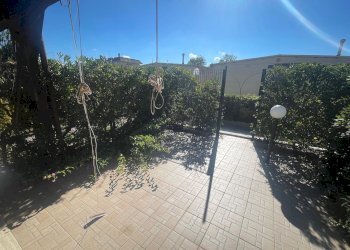 Edificio all\'aperto - Villa a Schiera Via Nestore, Ardea - foto 3