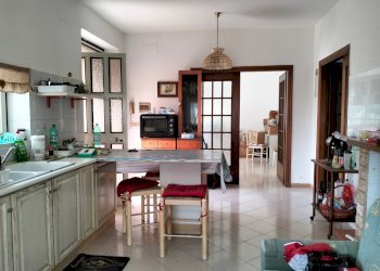 Cucina - Villa via del soldato, Colfelice - foto 9