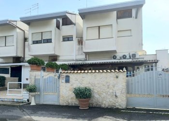 Edificio all\'aperto - Trilocale via Portorose, Fiumicino - foto 31