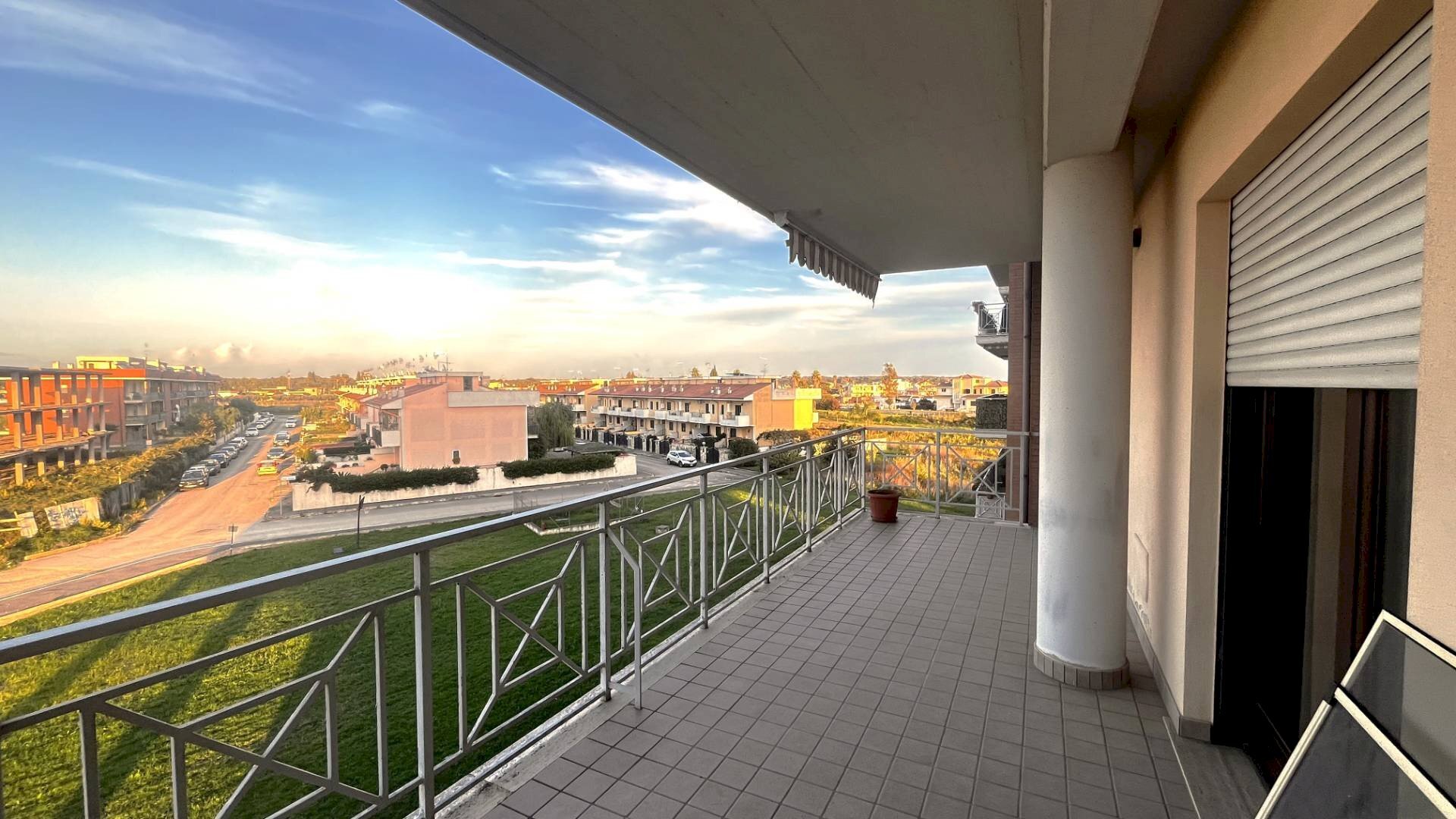 Balcone - Three-room apartment Via Beato padre pio, Nettuno - photo 2