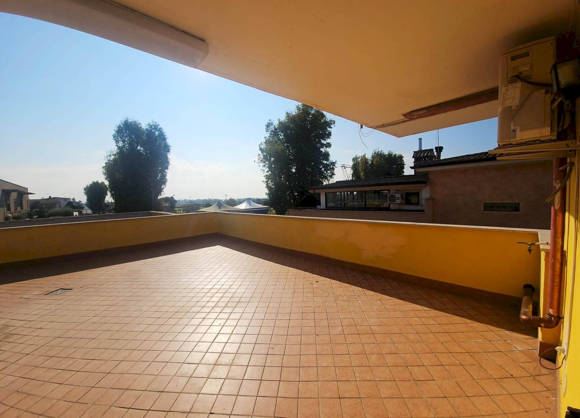 Terrazza - Attico Via Mar Tirreno, Pomezia - foto 2