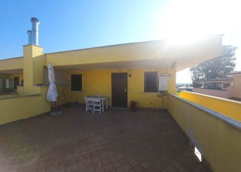 Terrazza - Attico Via Mar Tirreno, Pomezia - foto 1