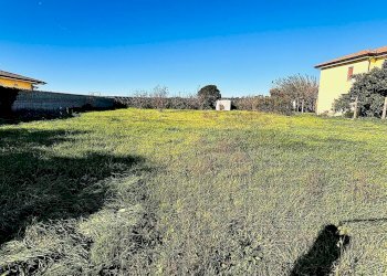 Giardino - Terreno edificabile via serio, Aprilia - foto 1