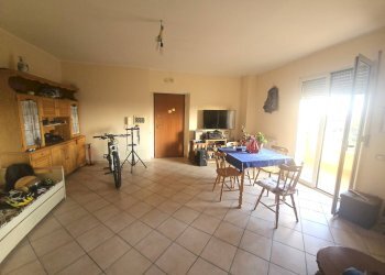 Sala da pranzo - Quadrilocale Peccia, Aprilia - foto 9