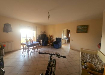 Sala da pranzo - Quadrilocale Peccia, Aprilia - foto 17