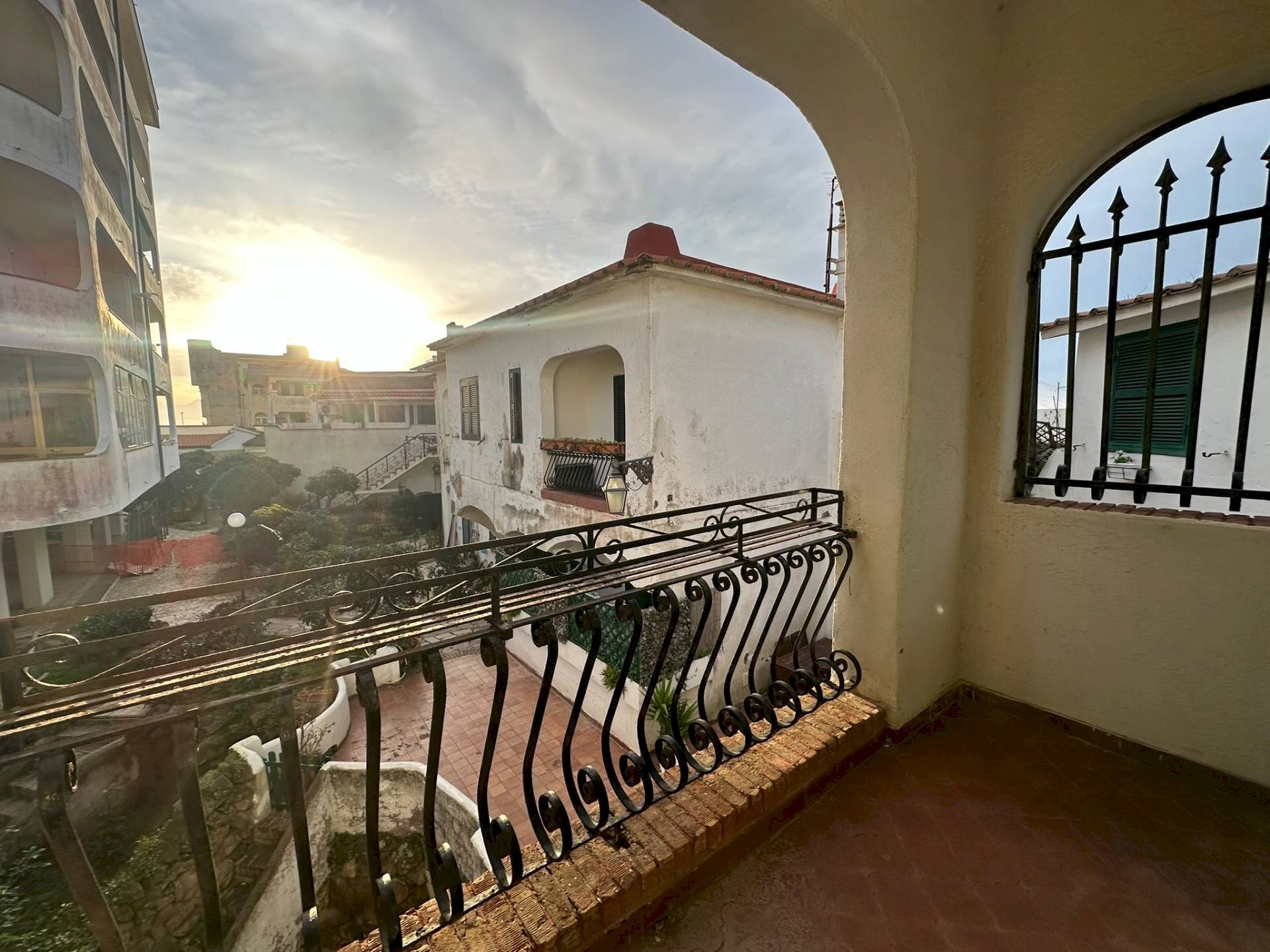 Balcone - Trilocale Via Polonia, Pomezia - foto 1