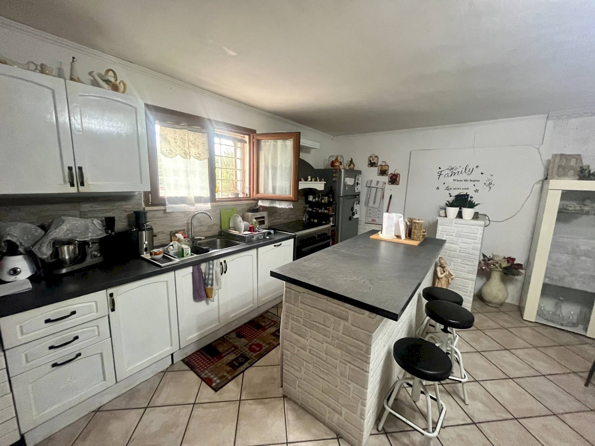 Cucina - Villa Via San Berardo dei Marsi, Ardea - photo 3
