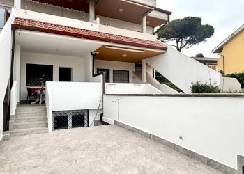 Terrazza - Villa LUNGOMARE TOR SAN LORENZO, Ardea - photo 2