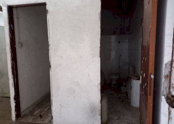 Bagno - Magazzino Via Marsiglia, Pomezia - foto 6