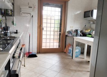 Cucina - Villa Via Luigi Chiarini, Roma - foto 14