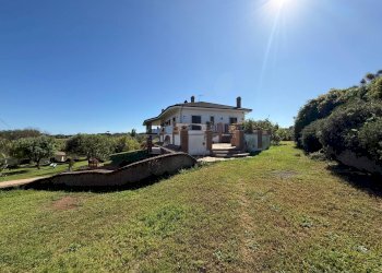 Casa all\'aperto - Villa via delle Magnolie, Pomezia - foto 7