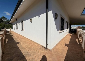 Terrazza - Villa via delle Magnolie, Pomezia - foto 23